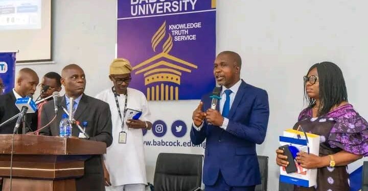 Senator Shuaib Salisu Receives Prestigious ICT Award at Babcock University
