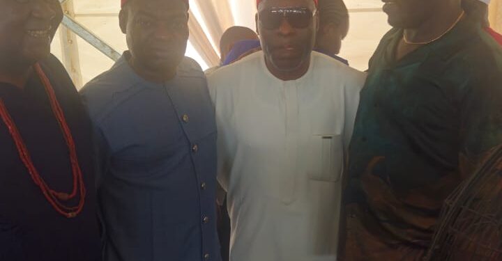 Sen. Nwoye Stands with Okugbaluazu N’Mmili Na Nando in Grief