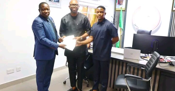EFCC Recovers, Returns N108m Stolen Funds to Lagos Company